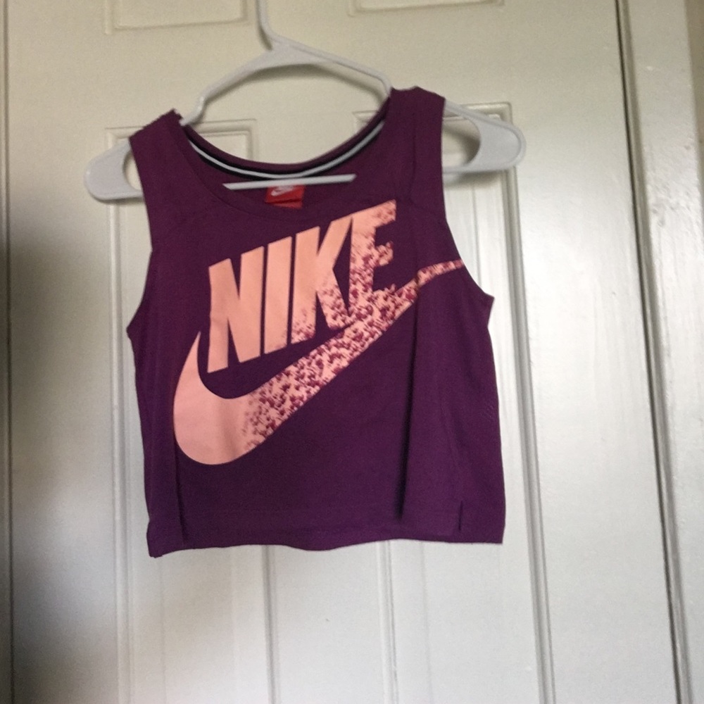 Nike cropped shirt